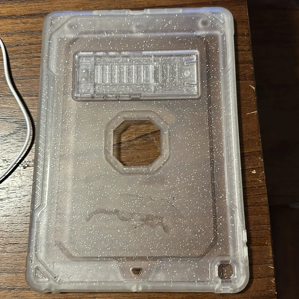 iPad Air clear glitter case